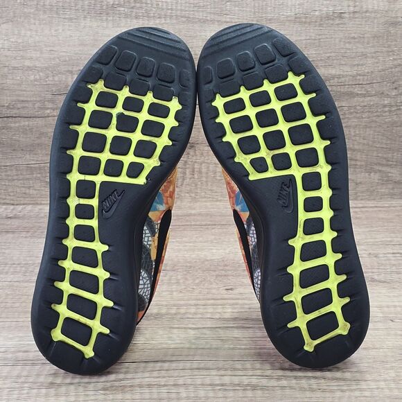 Nike Roshe Two Flyknit ID Women's Sz 7.5 Orange Floral Print Shoes (897153-992) - Picture 7 of 9